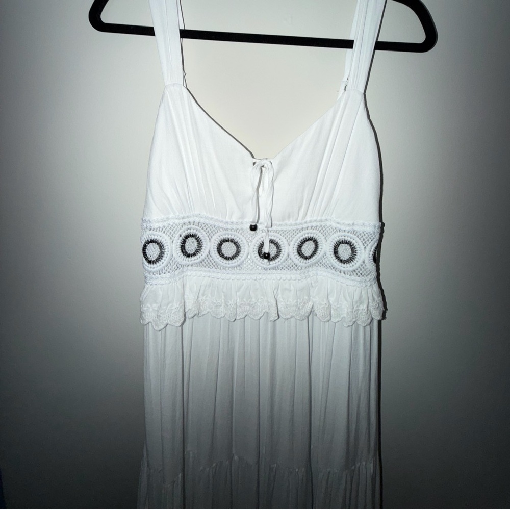 White Sleeveless Dress with Lace Detail